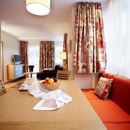 Sonnblick Apartments Und Zimmer - Nationalpark Sommercard Inklusive Hollersbach im Pinzgau Exterior foto